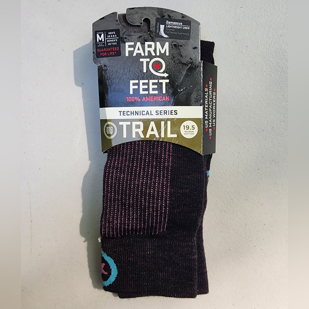 NWT Farm to Feet Damascus Lightweight Crew Sock Technical Series Trail - Black M